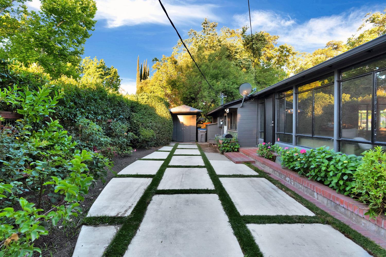 3865 N Wilson Ave, Fresno, CA 93704
