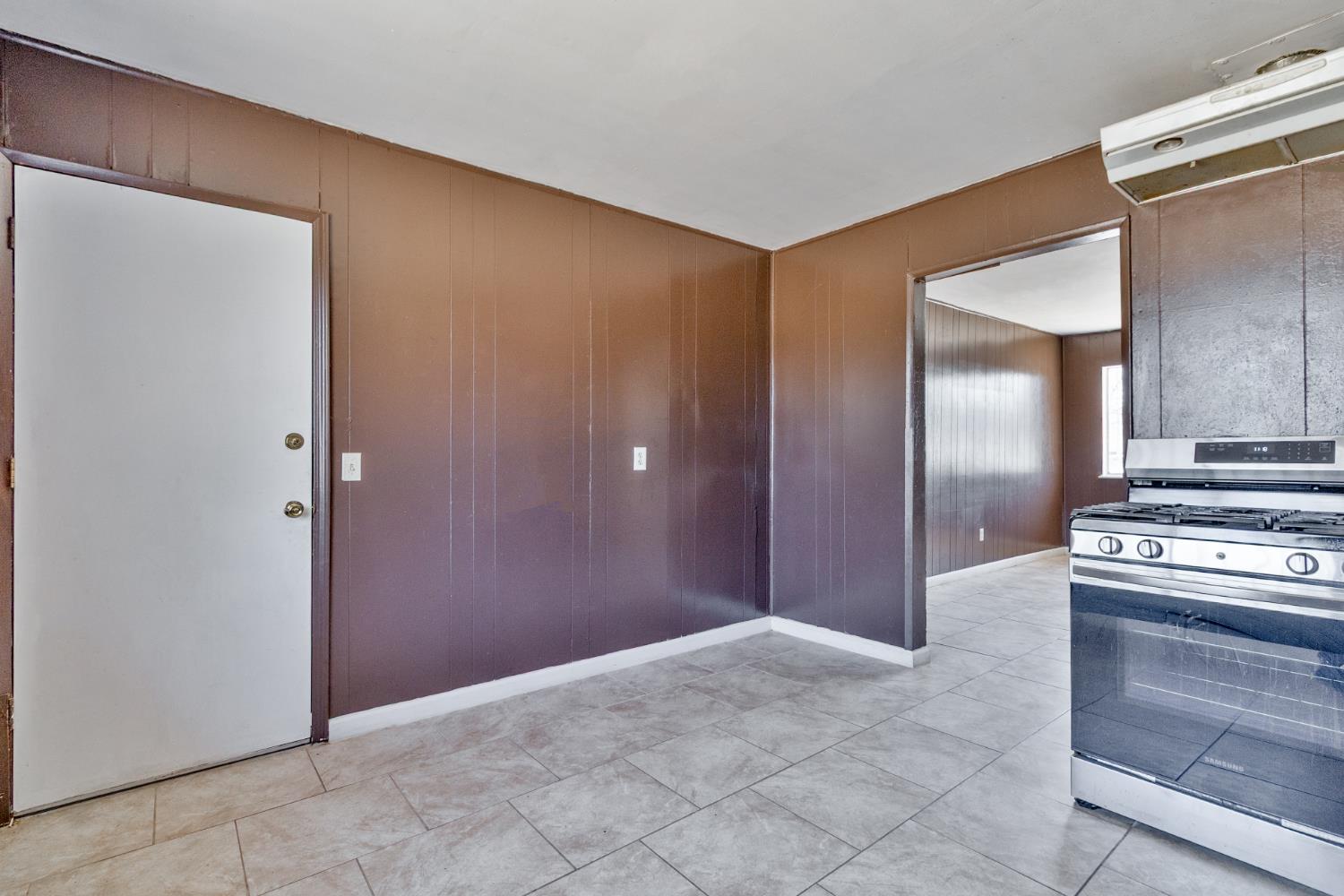 33112 W El Progresso Ave, Cantua Creek, CA 93608