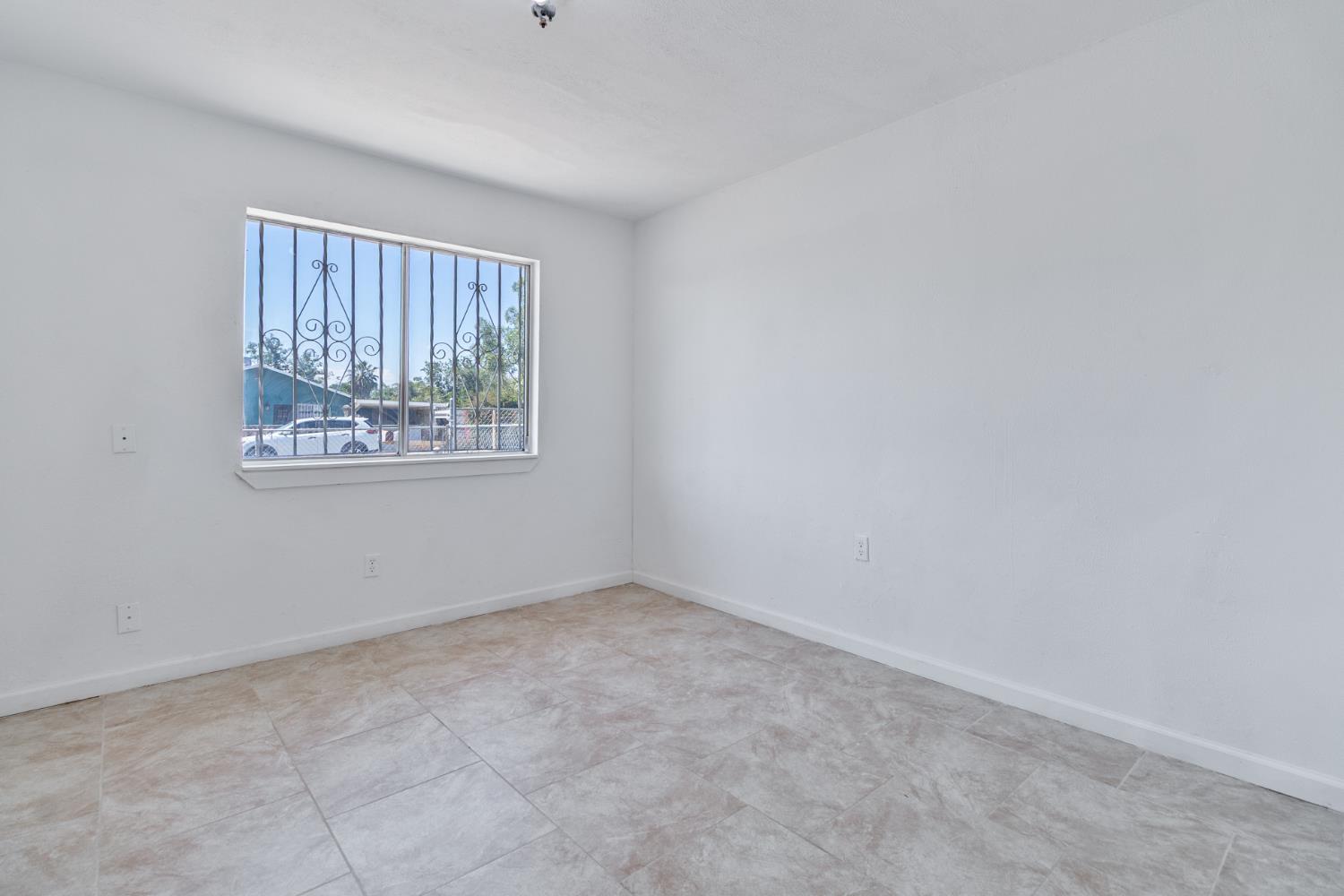 33112 W El Progresso Ave, Cantua Creek, CA 93608
