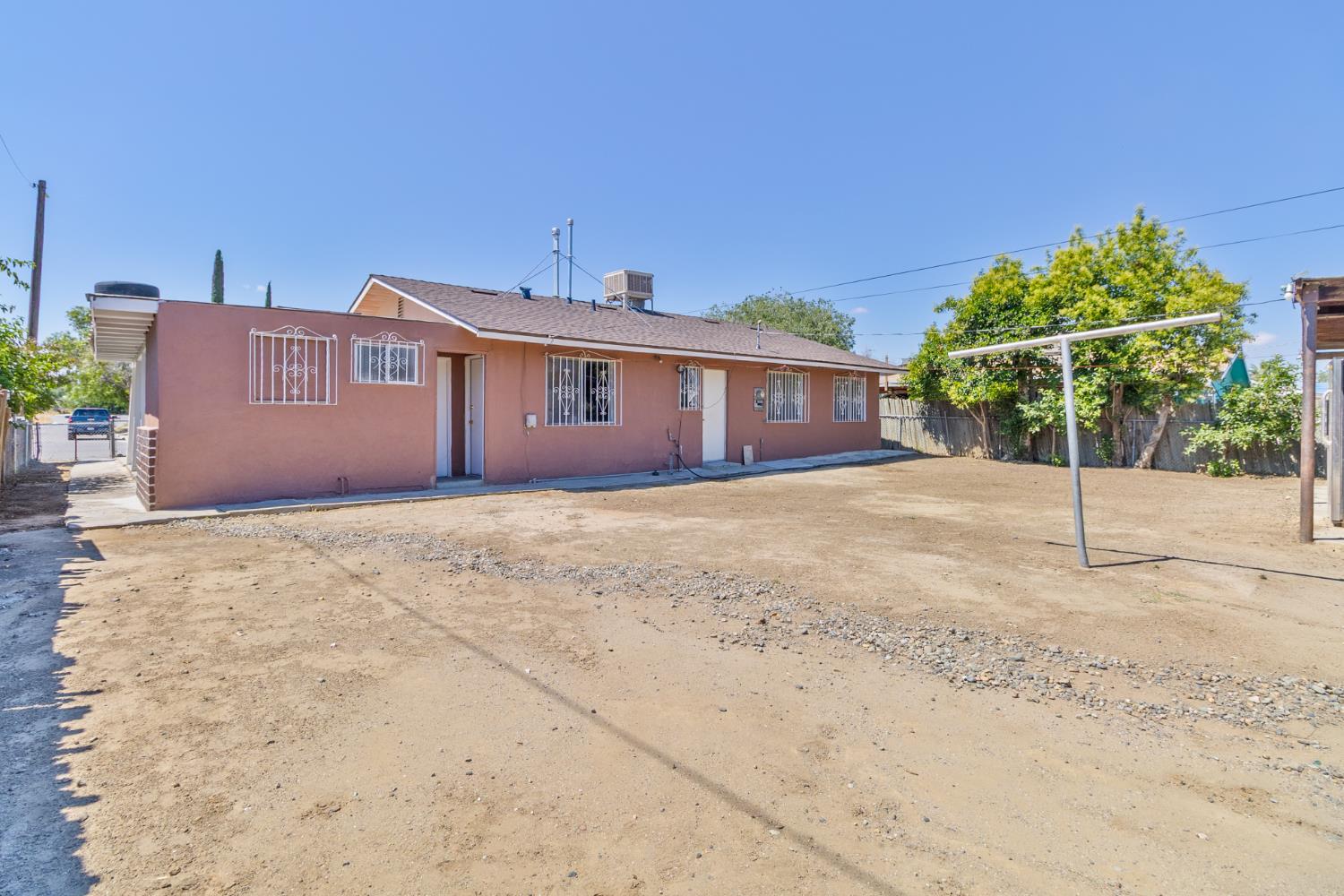 33112 W El Progresso Ave, Cantua Creek, CA 93608