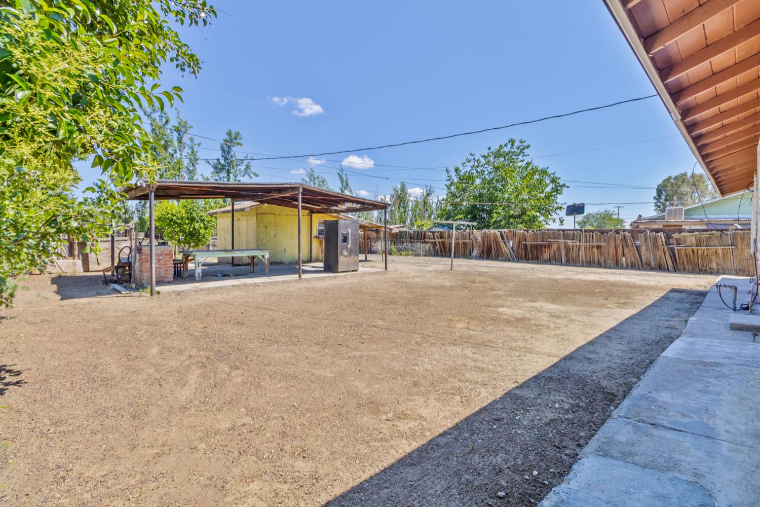 33112 W El Progresso Ave, Cantua Creek, CA 93608