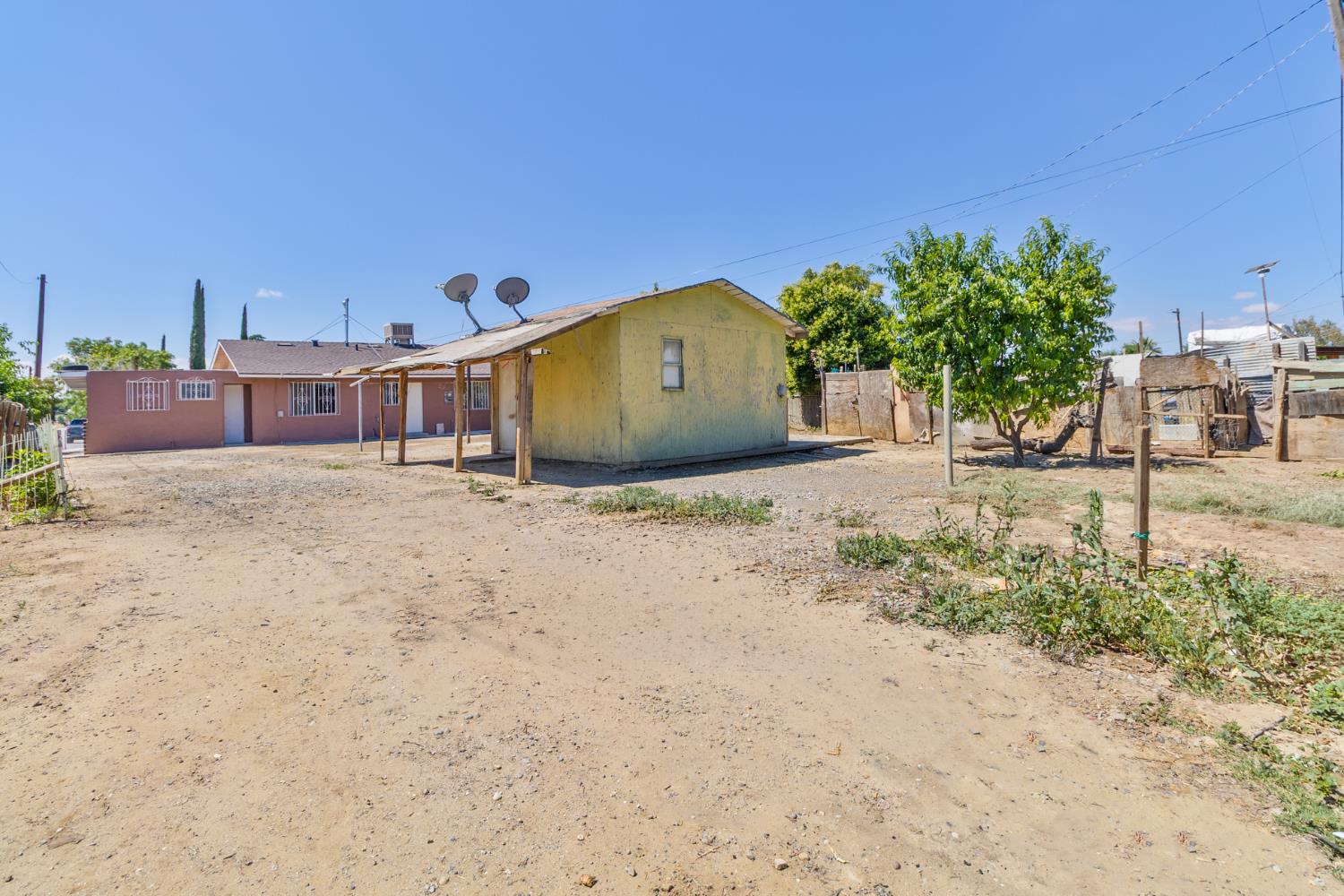 33112 W El Progresso Ave, Cantua Creek, CA 93608