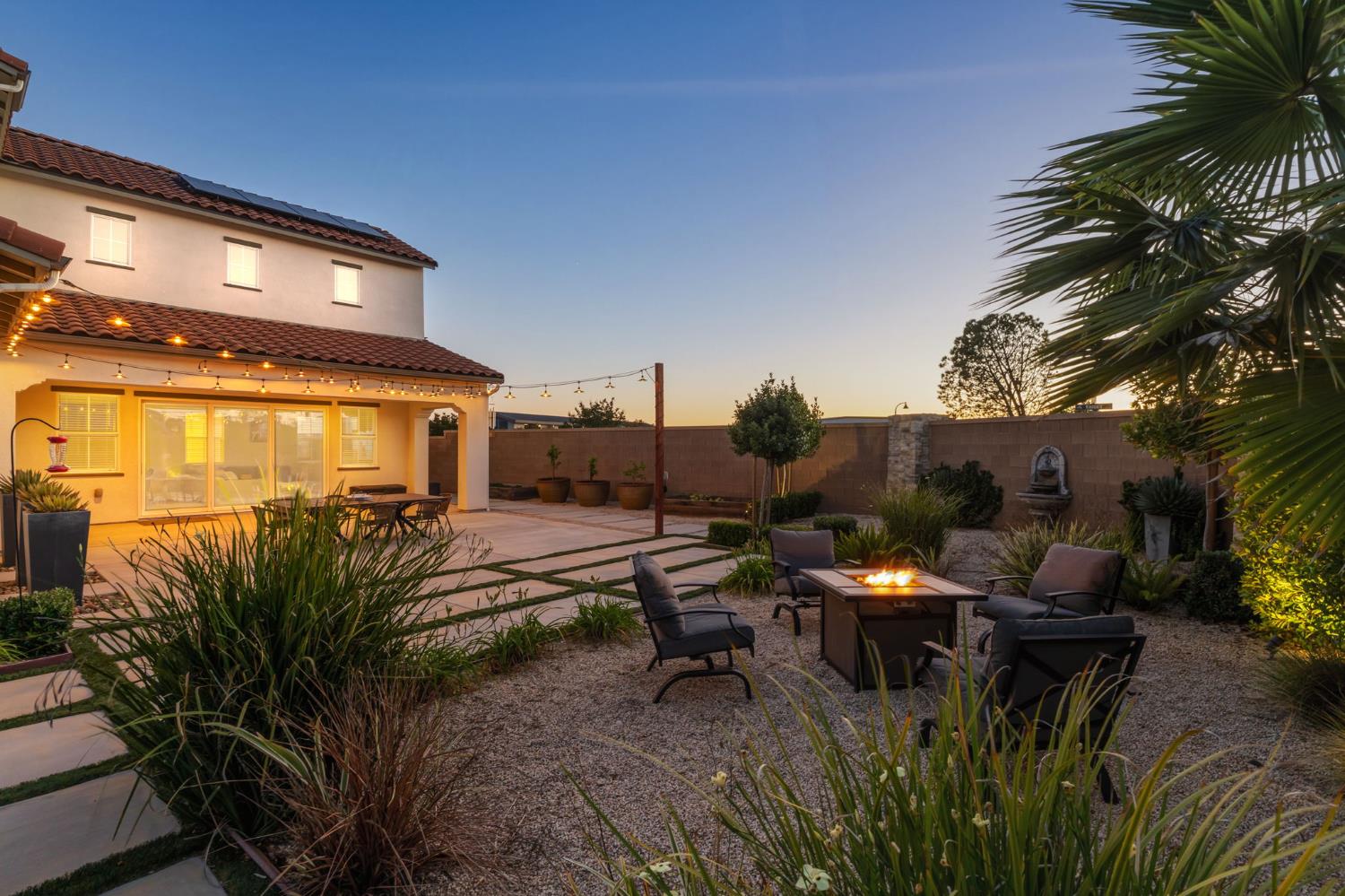 915 Vineyard Ct, Madera, CA 93636