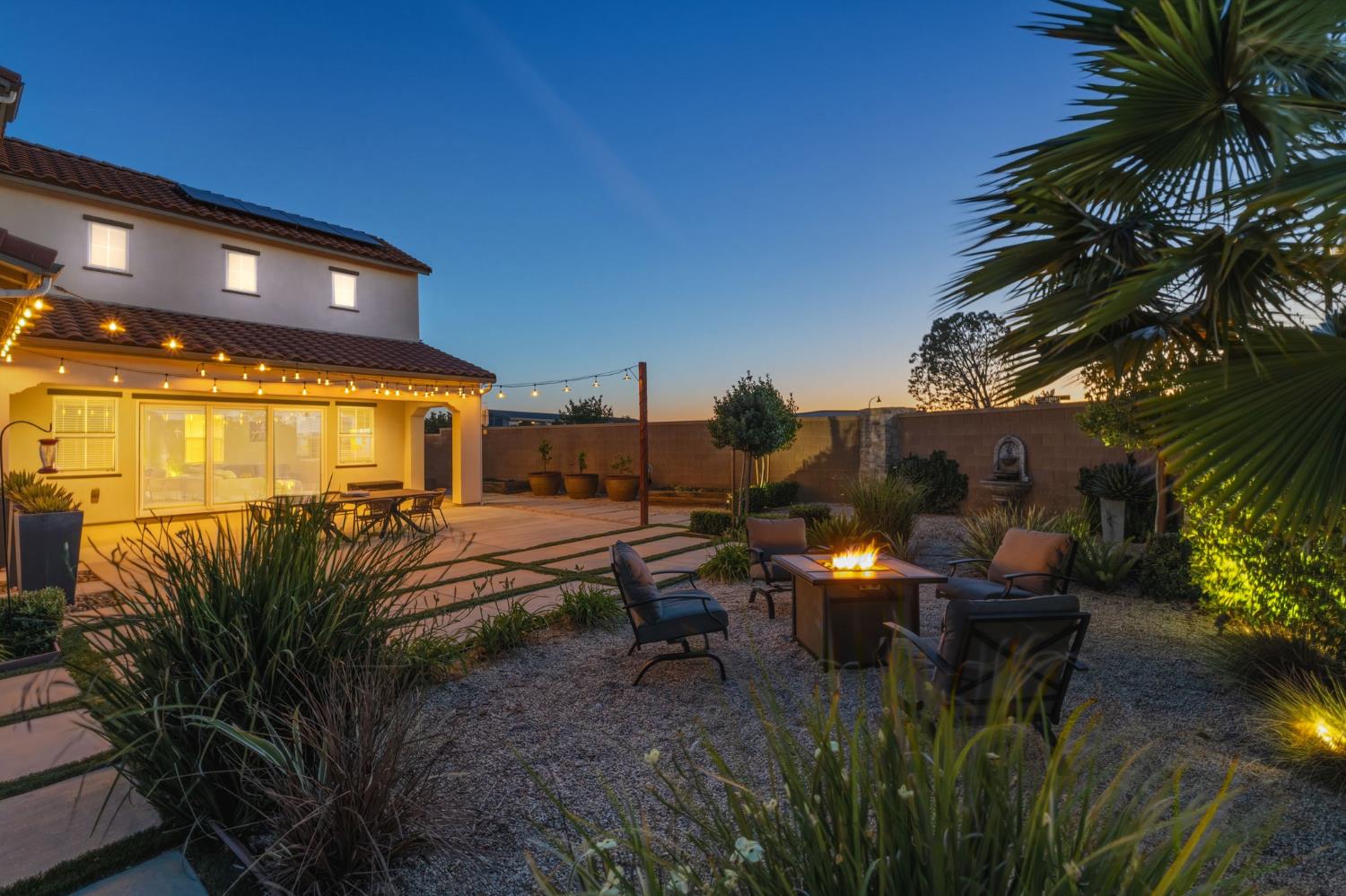915 Vineyard Ct, Madera, CA 93636