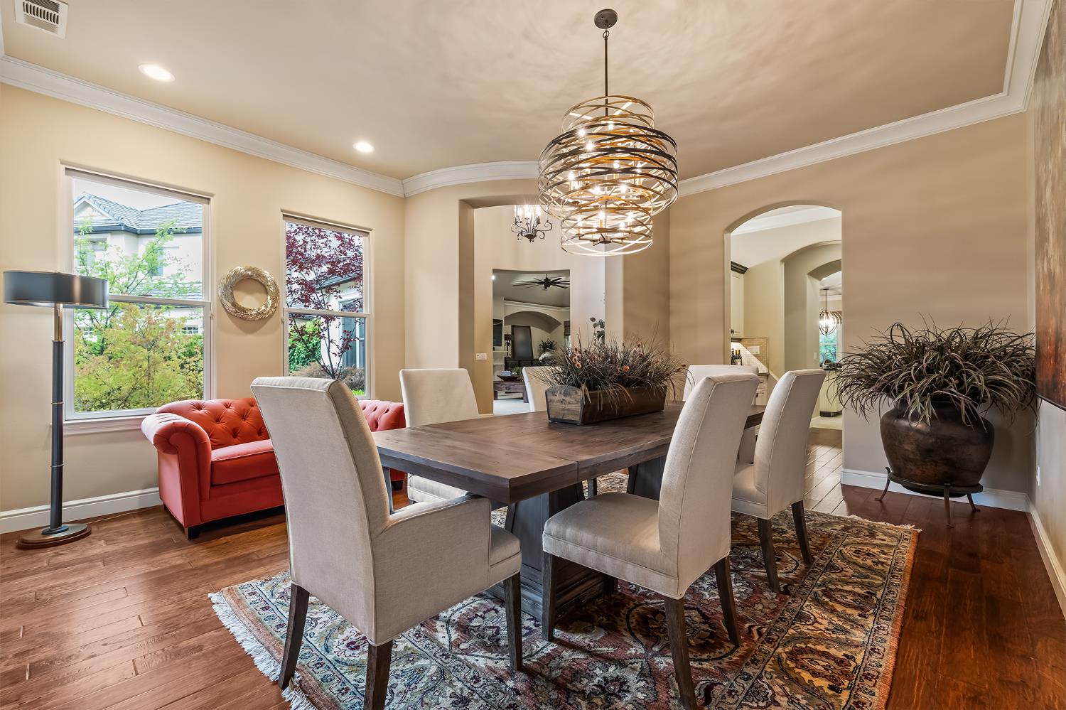 2435 E Tennyson Pl, Fresno, CA 93730