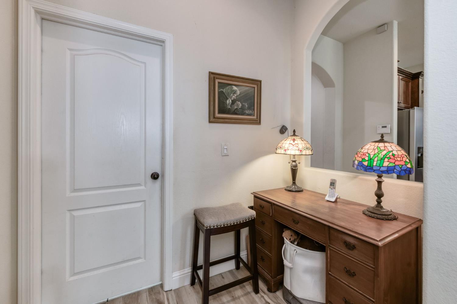 5981 E Via Manzi Dr, Fresno, CA 93727