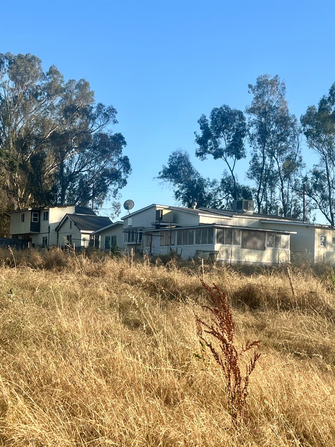 1786 N Piedra, Sanger, CA 93657