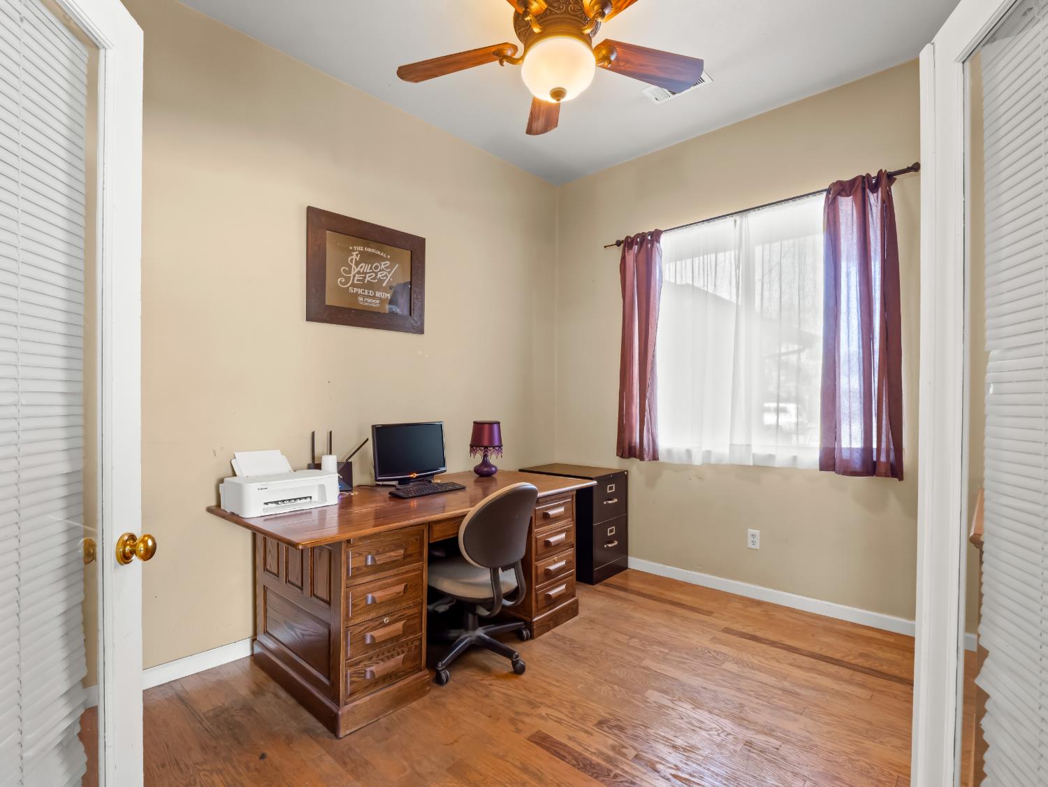 1676 Riverglen Way, Coalinga, CA 93210