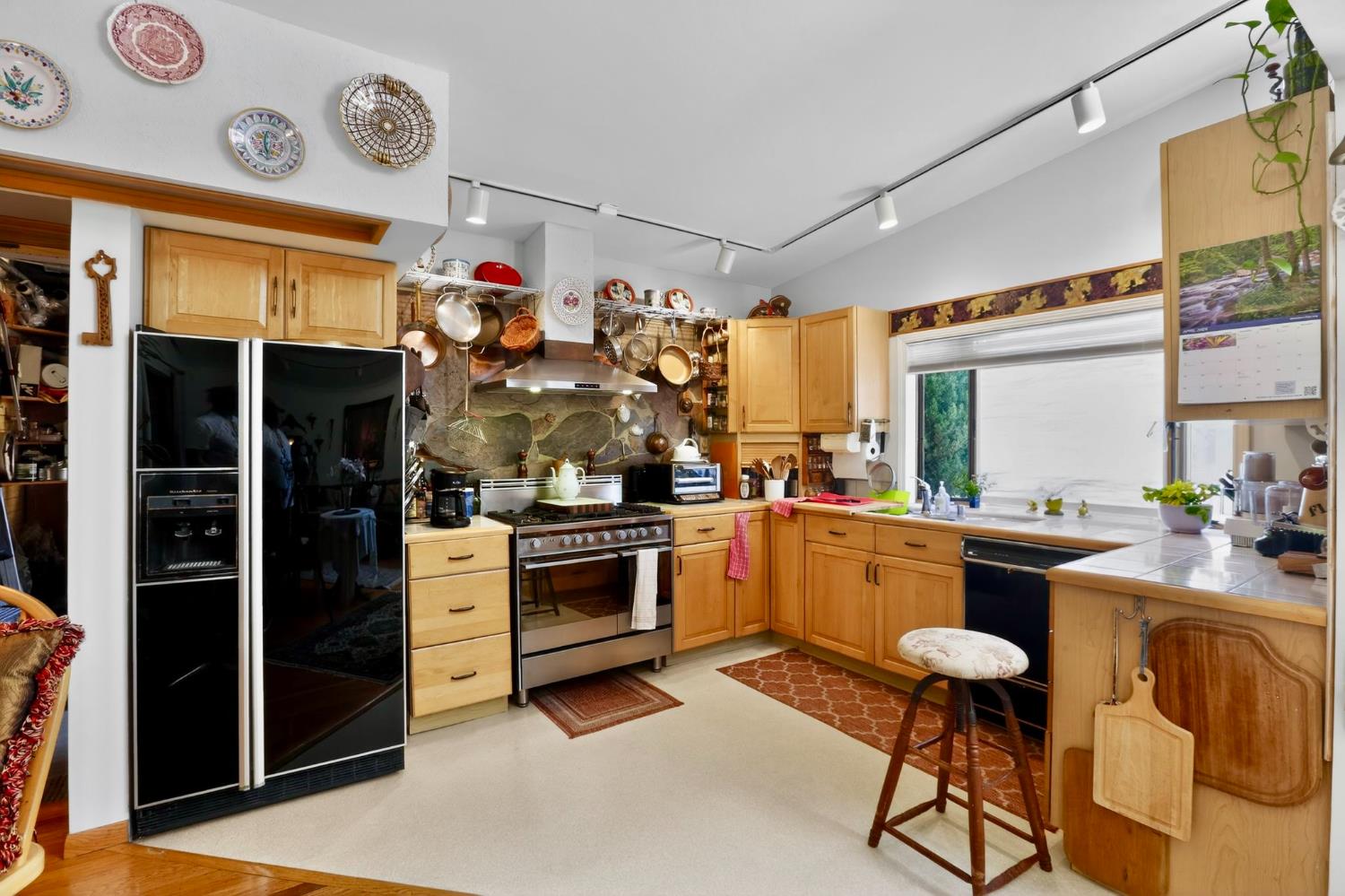 466 Wilson, Sunnyvale, CA 94086