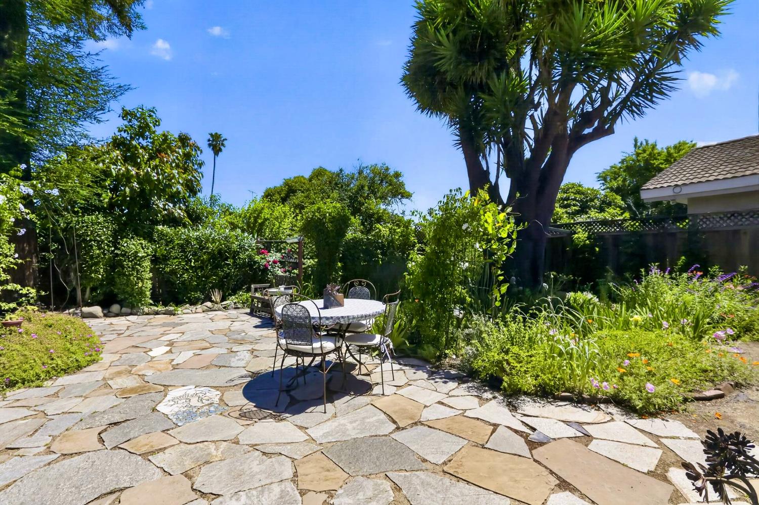 466 Wilson, Sunnyvale, CA 94086