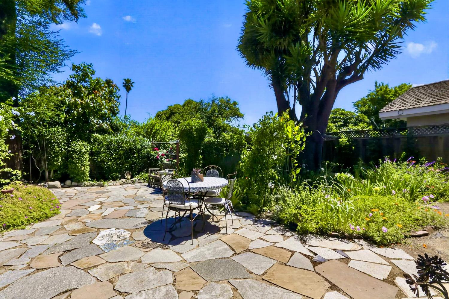 466 Wilson, Sunnyvale, CA 94086