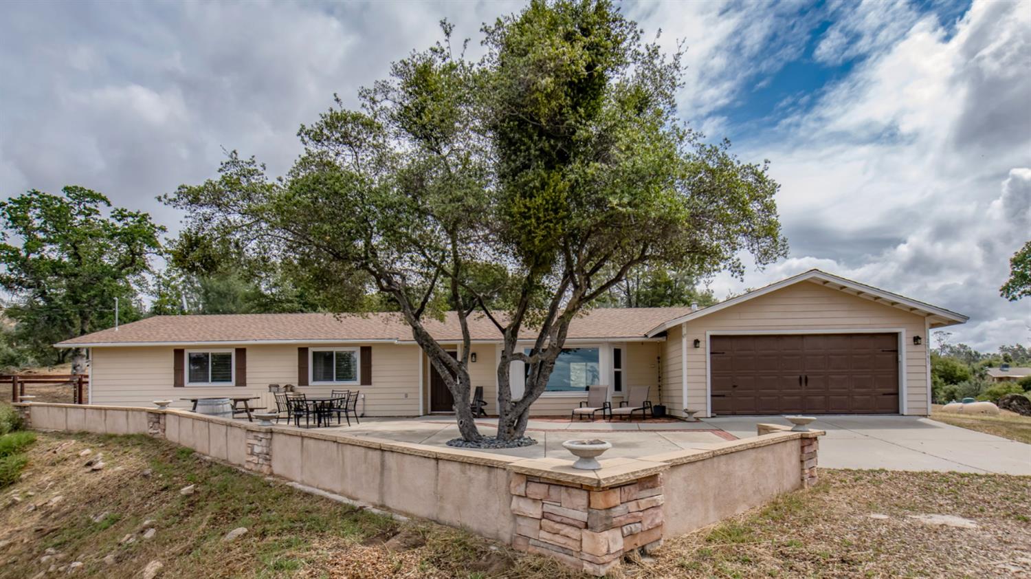 29395 Revis Rd, Coarsegold, CA 93614
