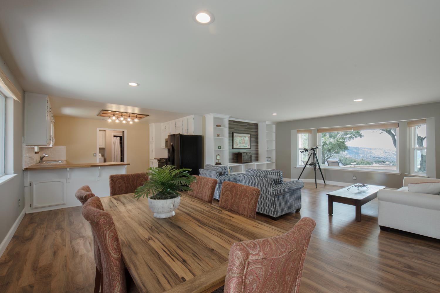 29395 Revis Rd, Coarsegold, CA 93614