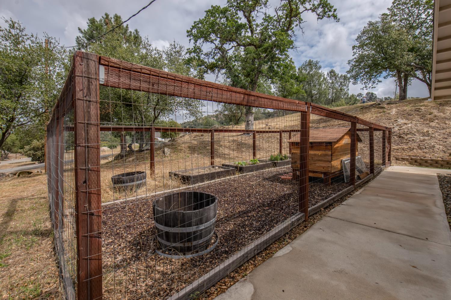 29395 Revis Rd, Coarsegold, CA 93614