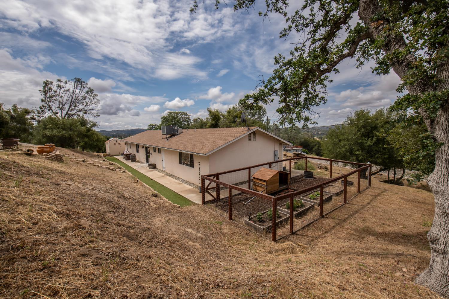 29395 Revis Rd, Coarsegold, CA 93614
