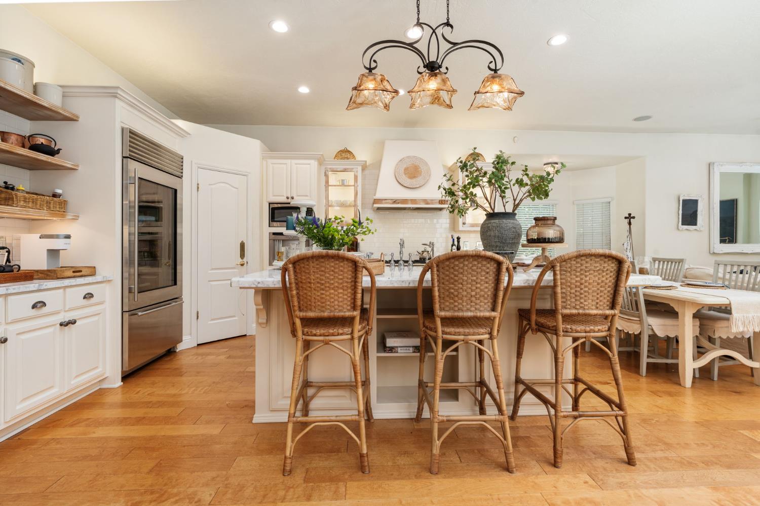 361 W Warwick Ave, Clovis, CA 93619