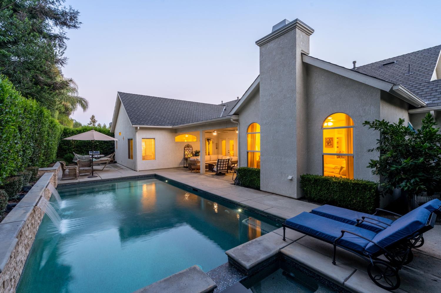 361 W Warwick Ave, Clovis, CA 93619