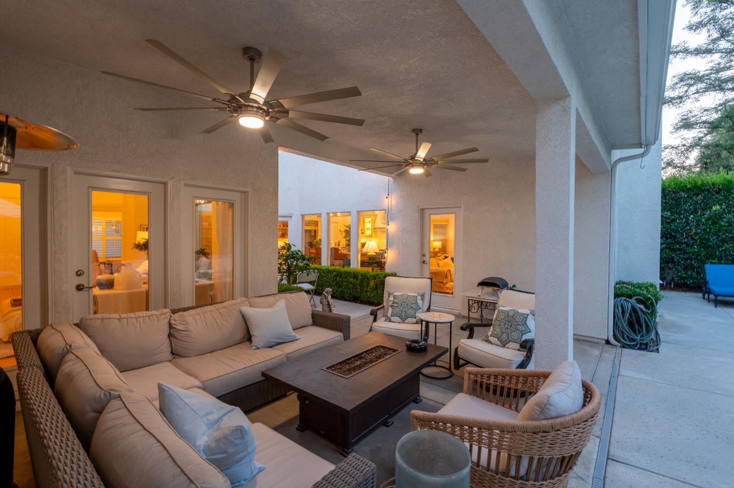 361 W Warwick Ave, Clovis, CA 93619