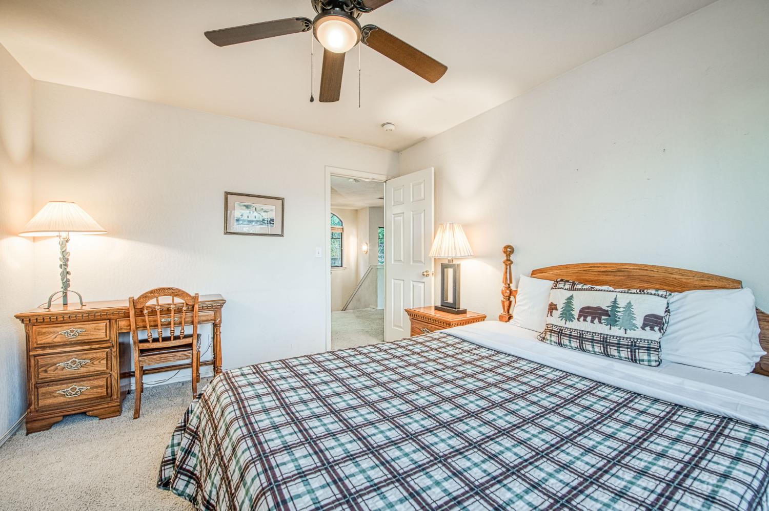 39571 Crest Point Ln, Shaver Lake, CA 93664