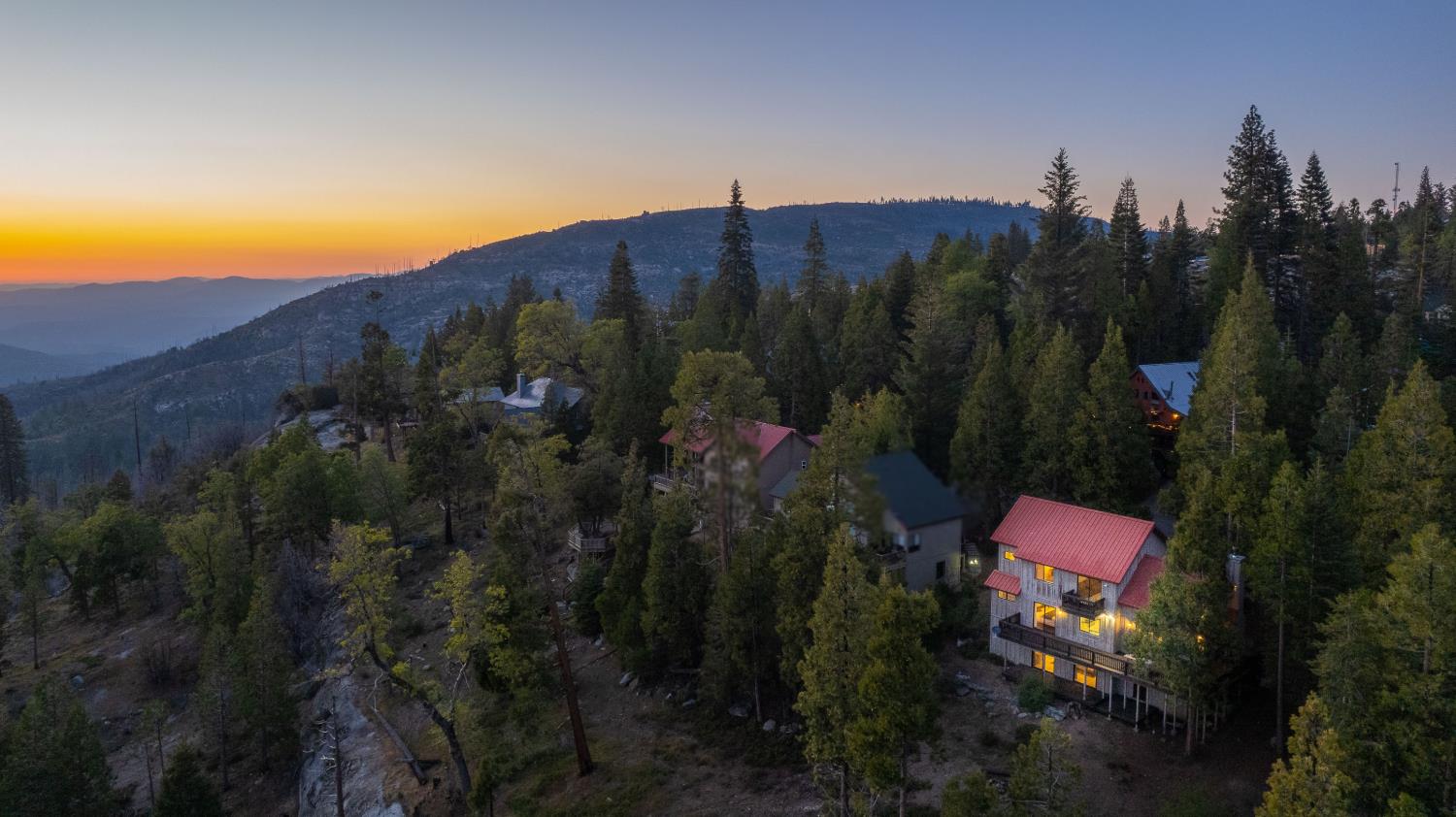 39571 Crest Point Ln, Shaver Lake, CA 93664