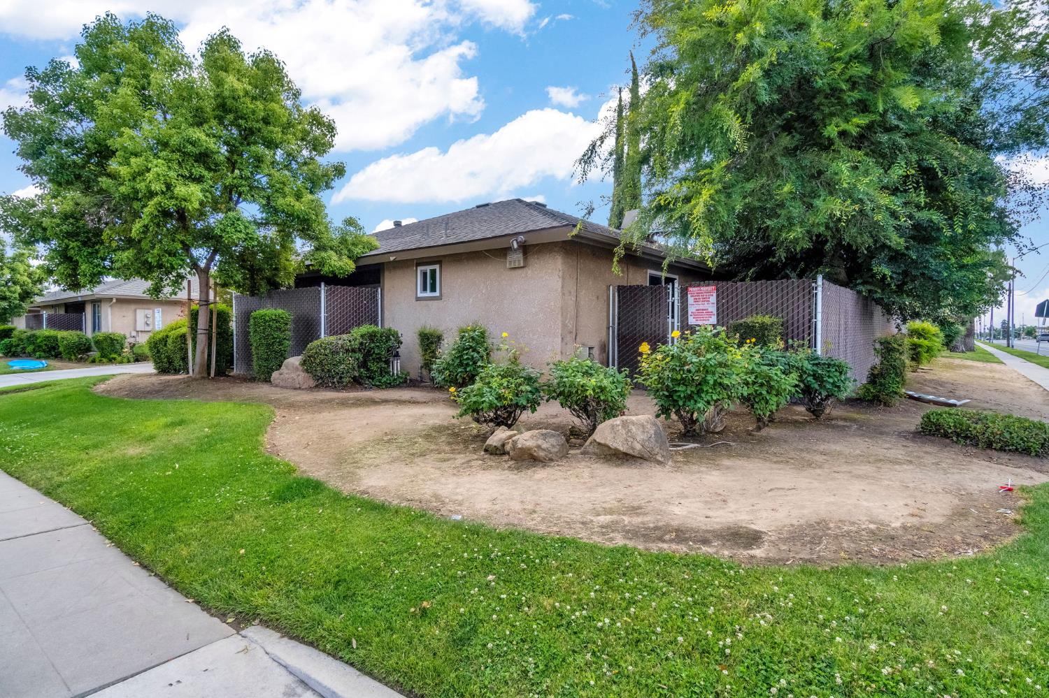 1595 N Pleasant Ave #101, Fresno, CA 93728