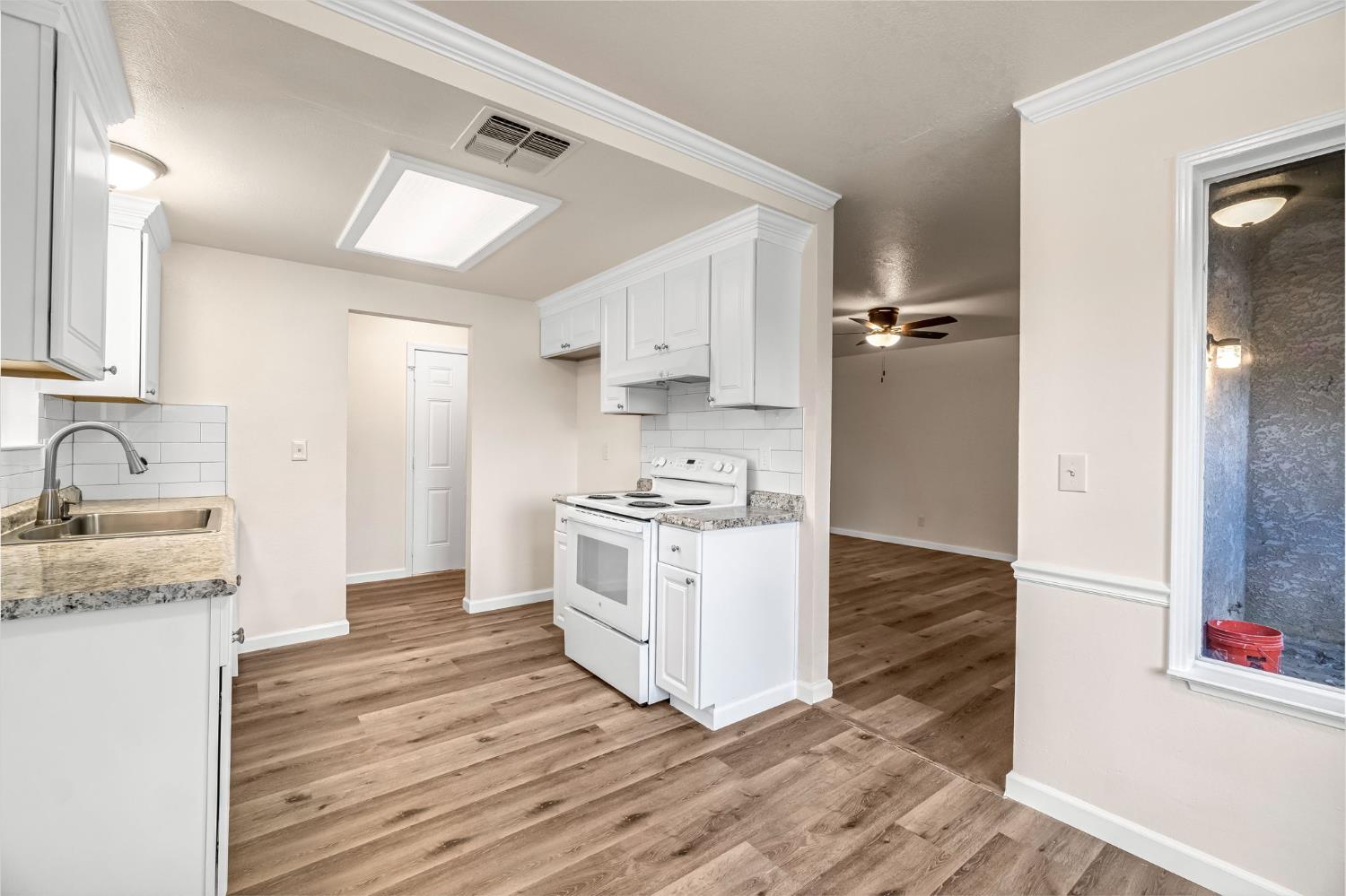 1595 N Pleasant Ave #101, Fresno, CA 93728