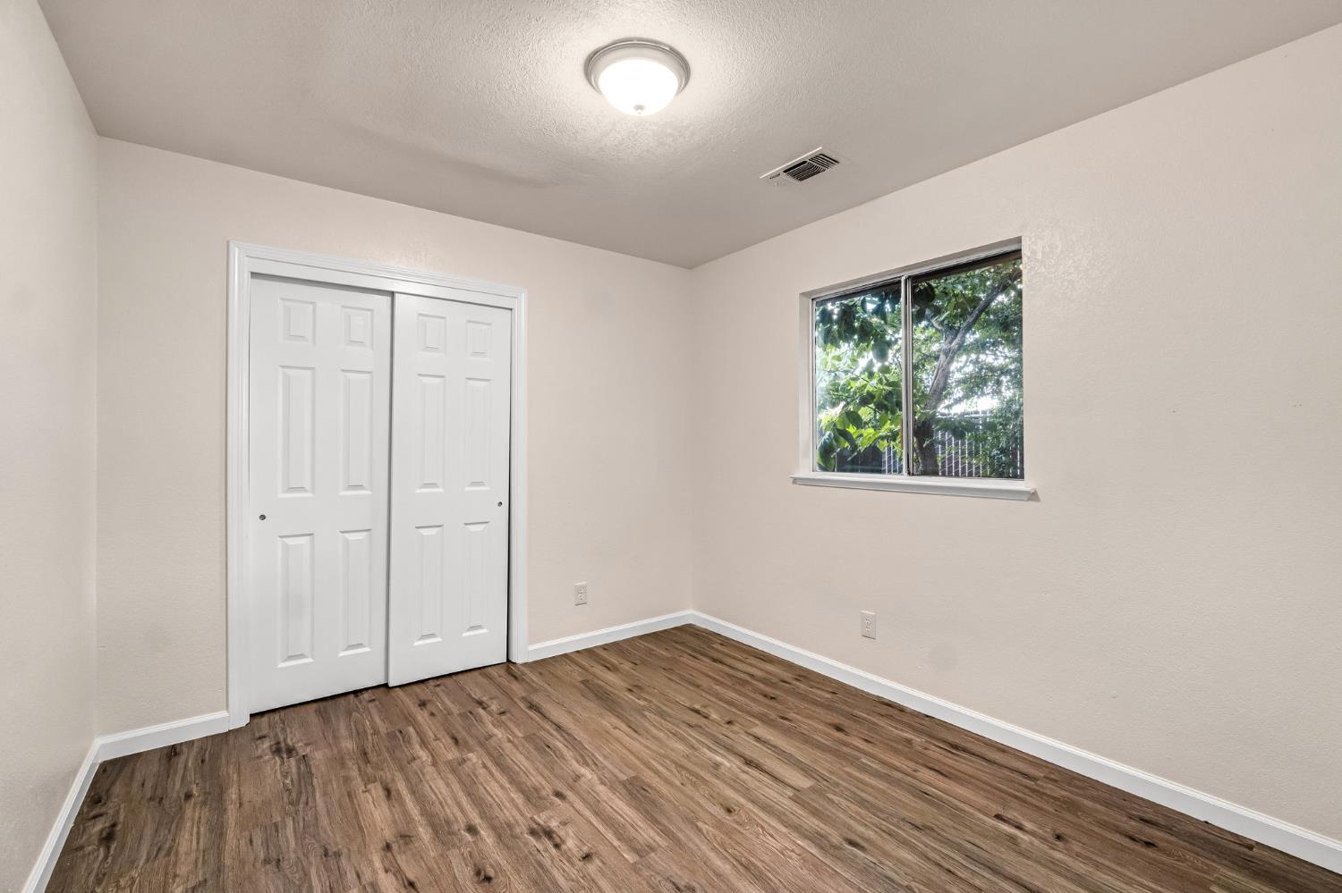1595 N Pleasant Ave #101, Fresno, CA 93728