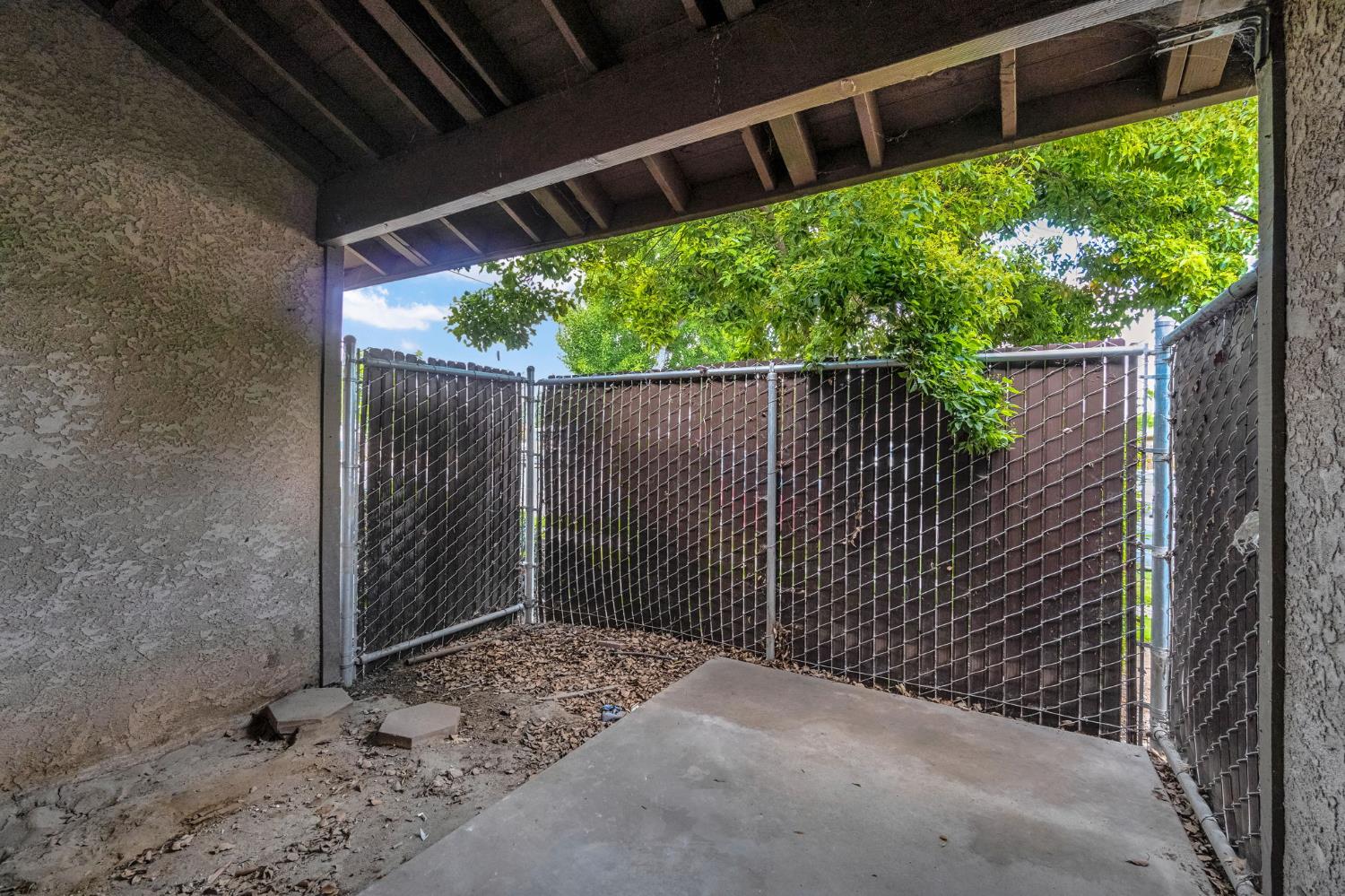 1595 N Pleasant Ave #101, Fresno, CA 93728