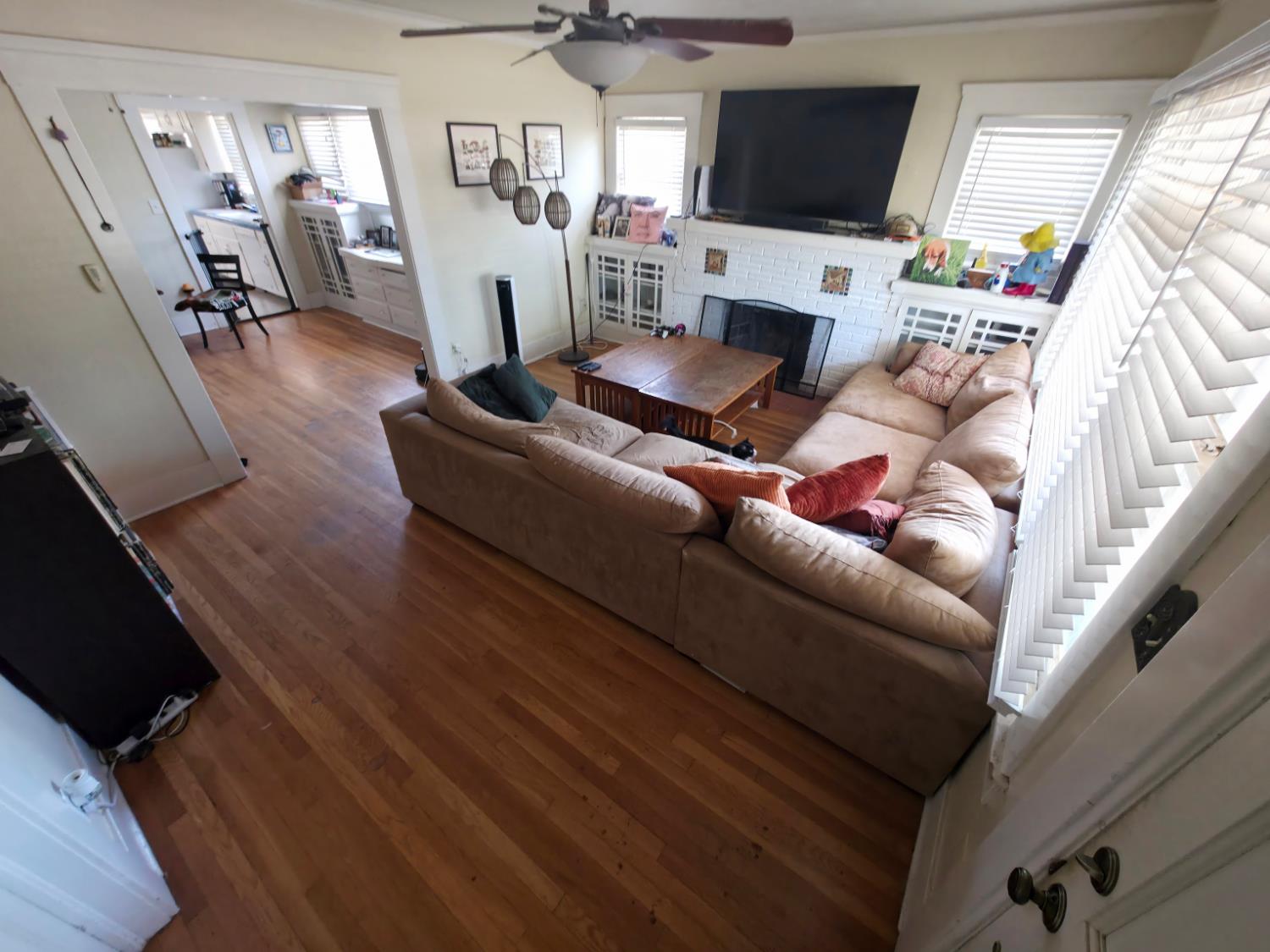 1384 N Harrison Ave, Fresno, CA 93728