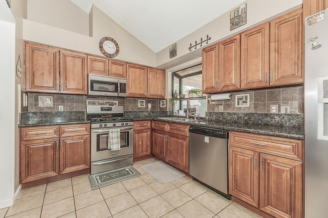 1908 E Niles Ave, Fresno, CA 93720