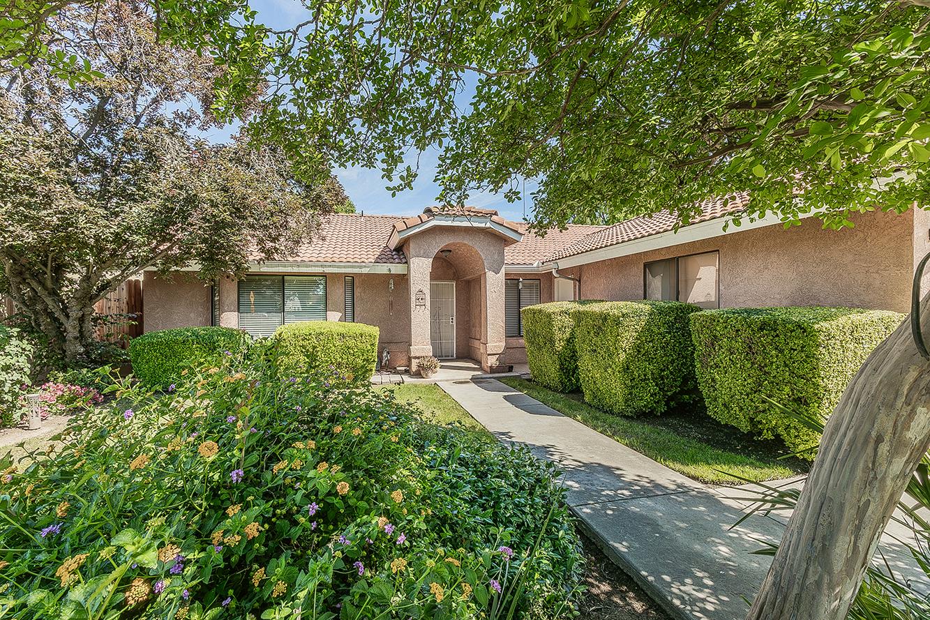 1908 E Niles Ave, Fresno, CA 93720