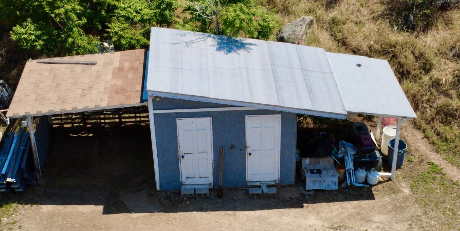 34141 Bronco Ln, Yokuts Valley, CA 93675