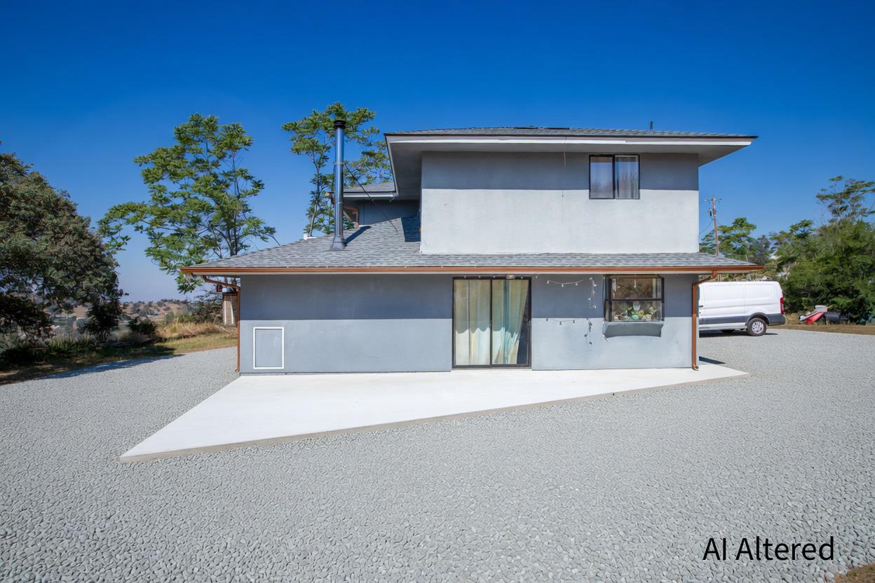 34141 Bronco Ln, Yokuts Valley, CA 93675