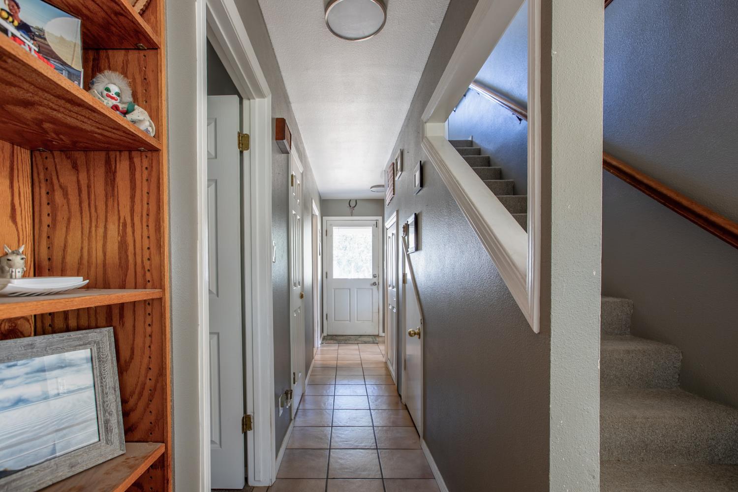 34141 Bronco Ln, Yokuts Valley, CA 93675