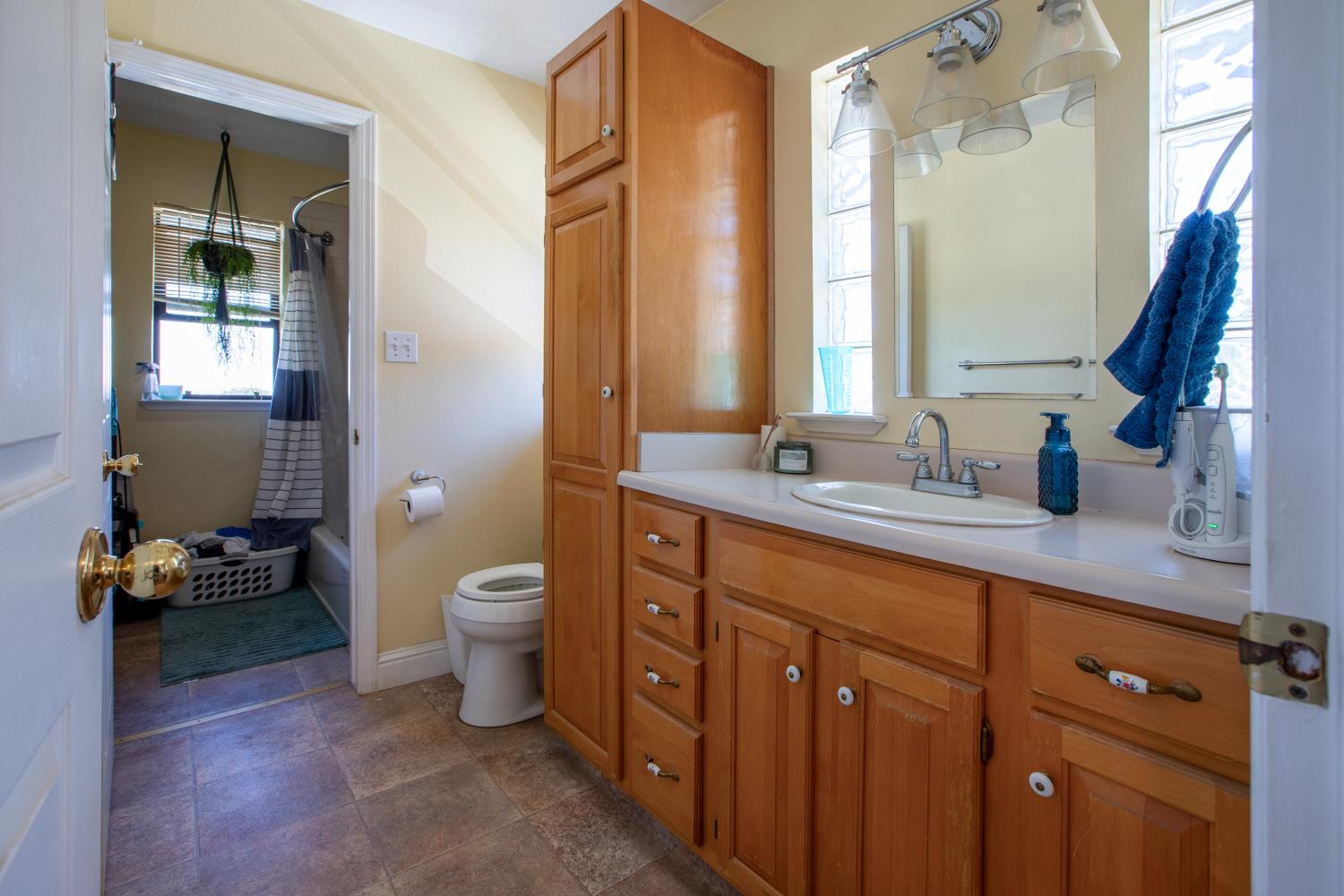 34141 Bronco Ln, Yokuts Valley, CA 93675