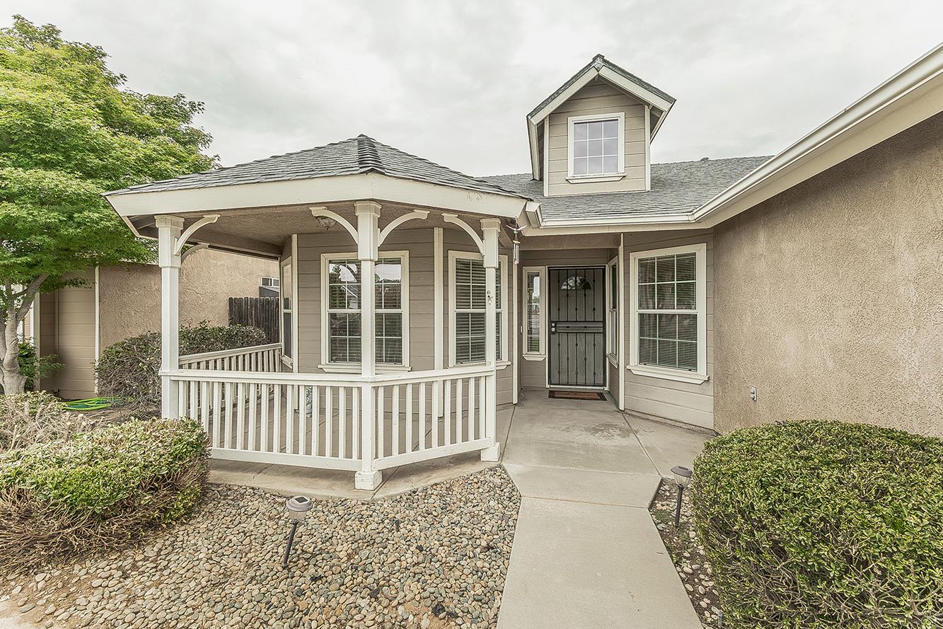 5906 W Paul Ave, Fresno, CA 93722