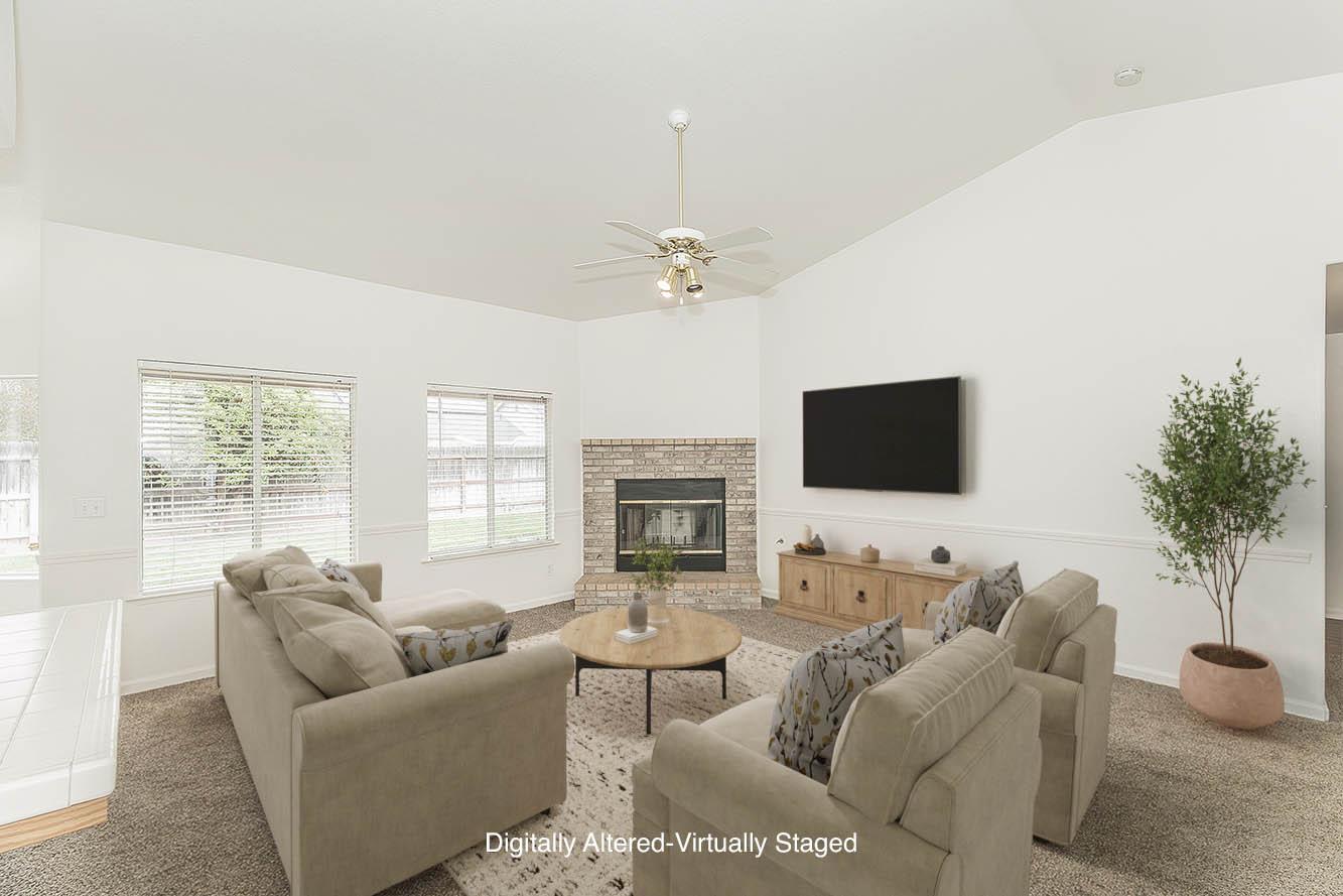 5906 W Paul Ave, Fresno, CA 93722