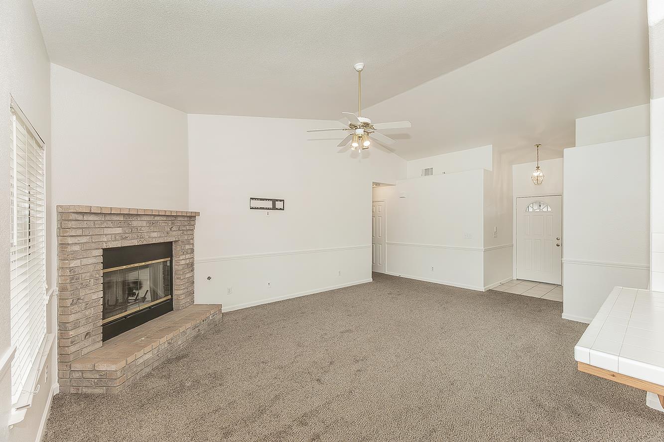 5906 W Paul Ave, Fresno, CA 93722