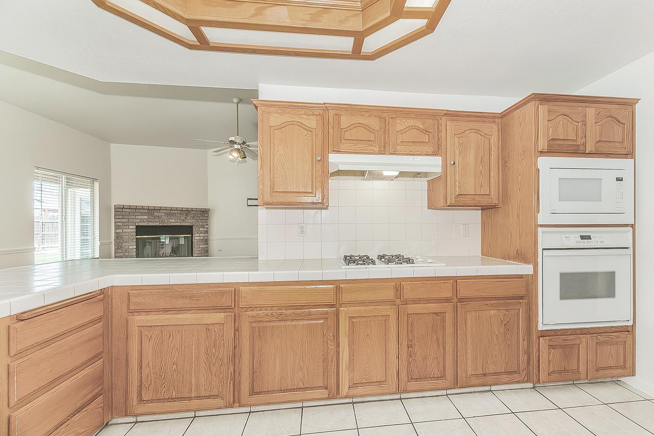 5906 W Paul Ave, Fresno, CA 93722