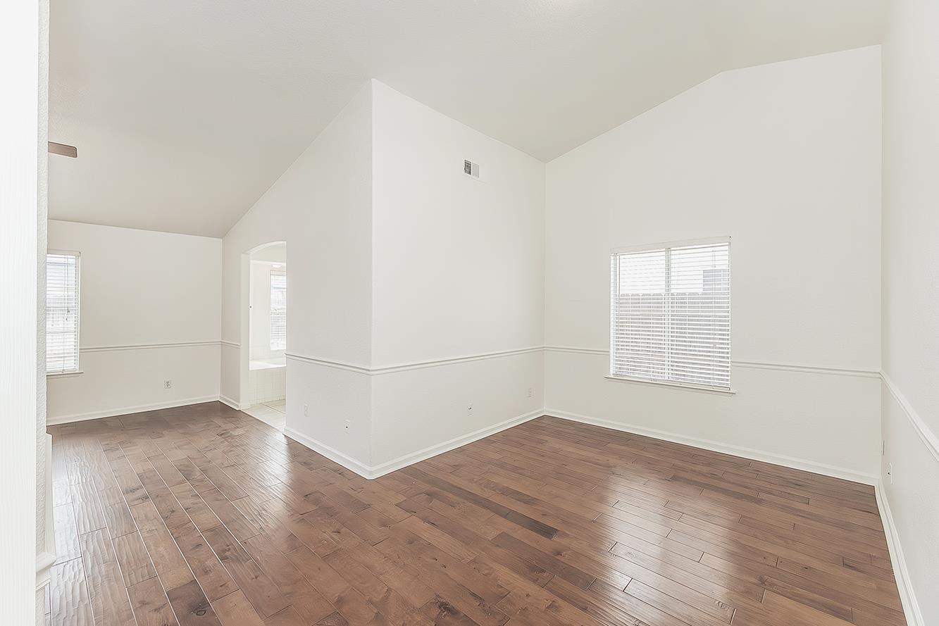 5906 W Paul Ave, Fresno, CA 93722