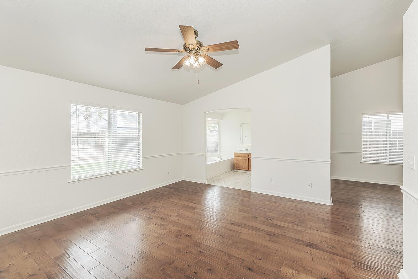 5906 W Paul Ave, Fresno, CA 93722