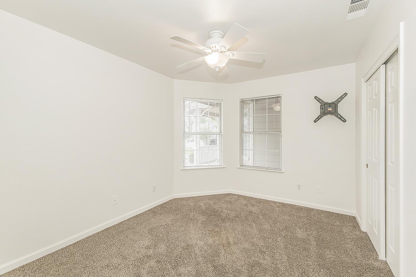 5906 W Paul Ave, Fresno, CA 93722