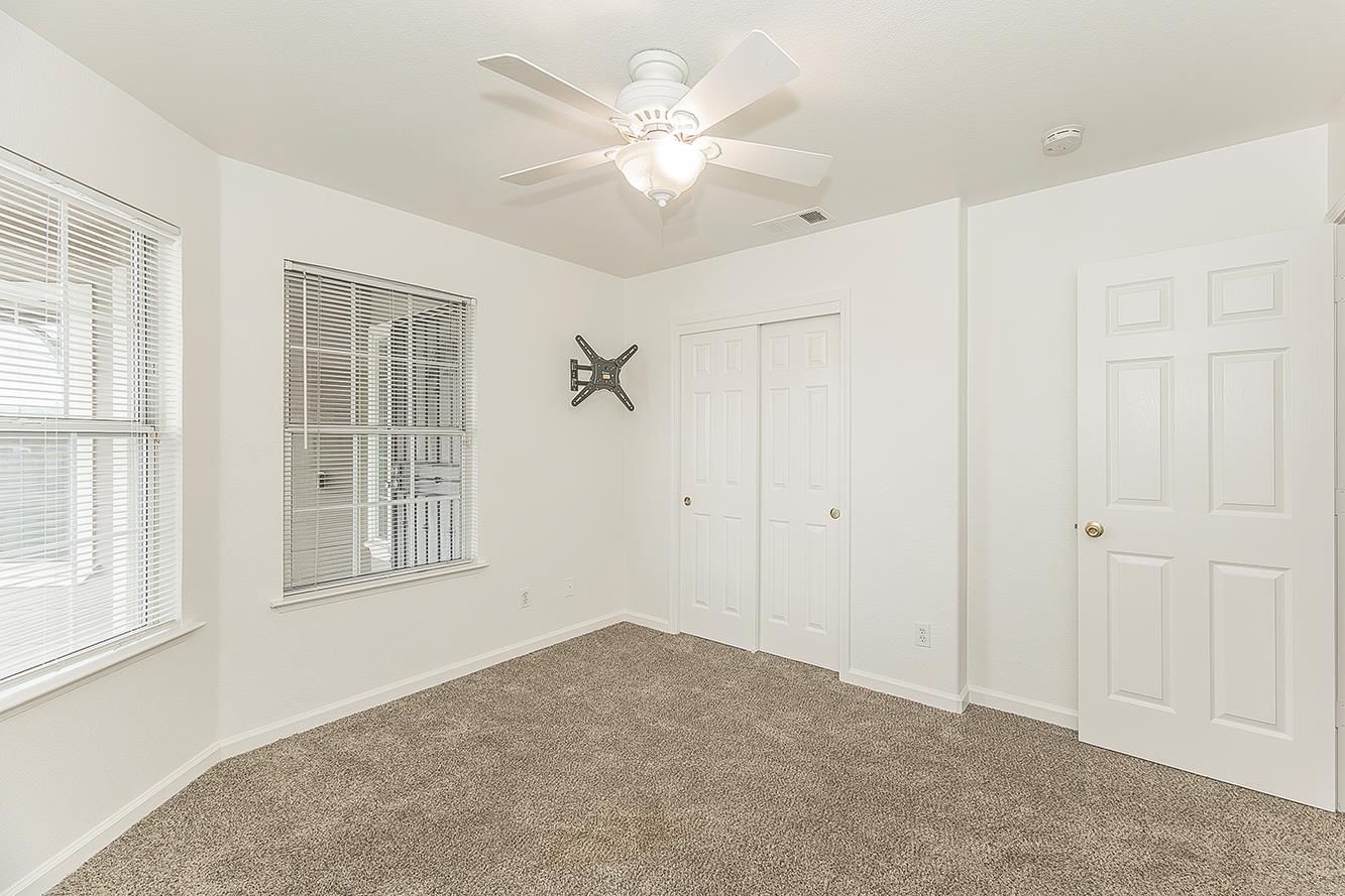 5906 W Paul Ave, Fresno, CA 93722