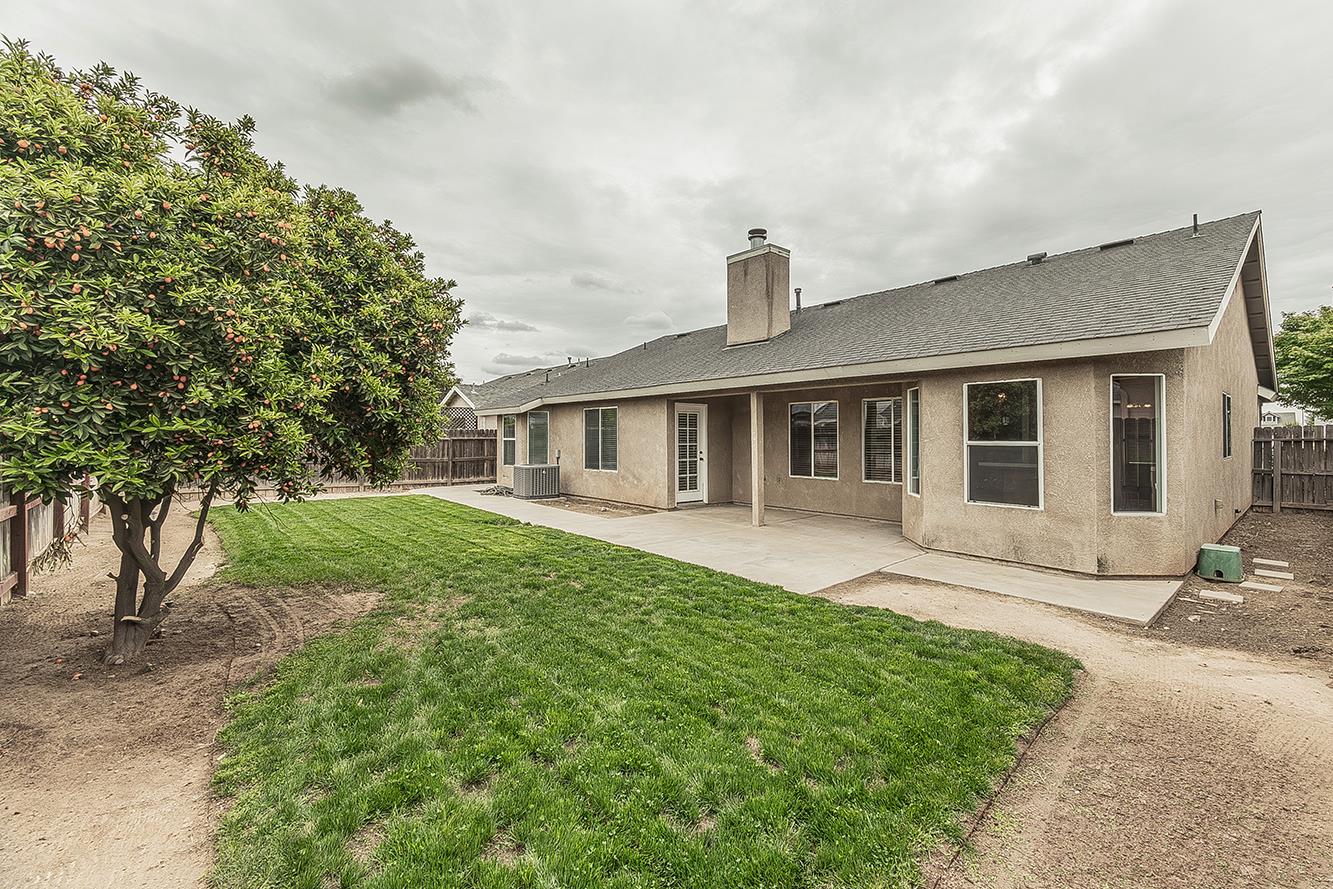 5906 W Paul Ave, Fresno, CA 93722