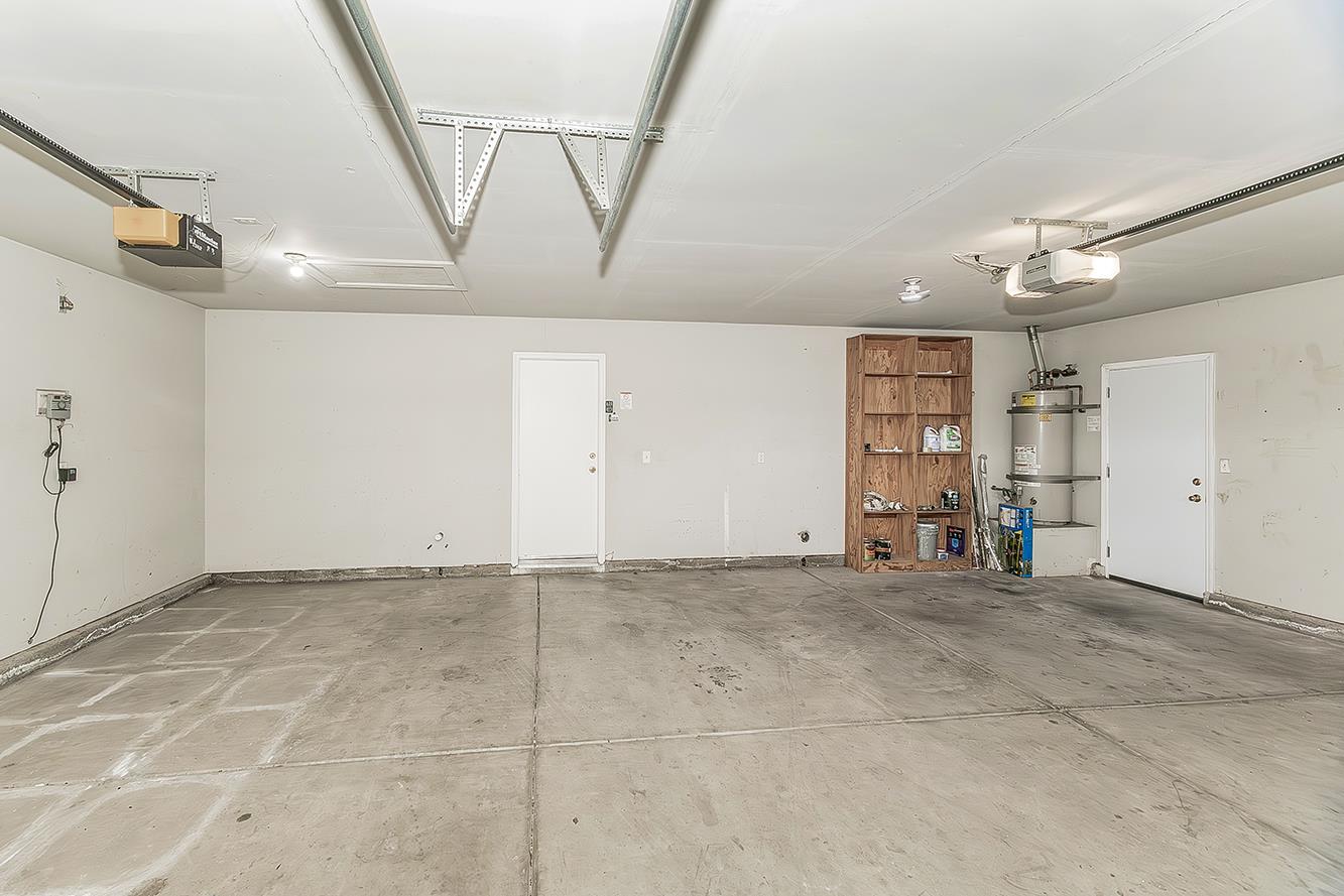 5906 W Paul Ave, Fresno, CA 93722