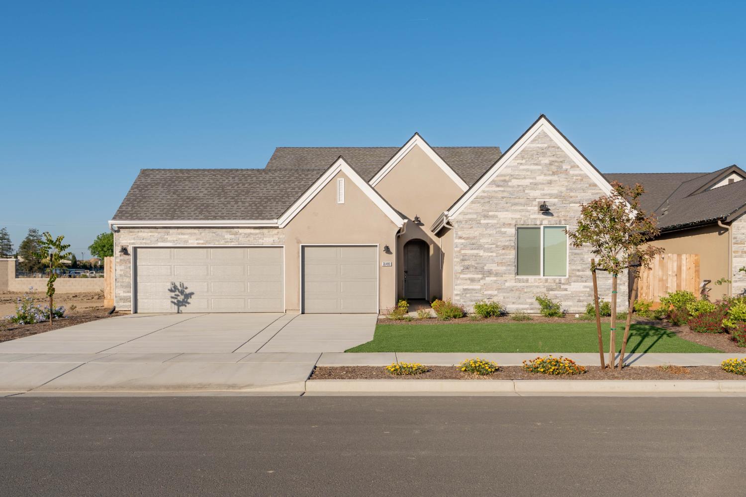 30480 Bellwood Rd, Visalia, CA 93291