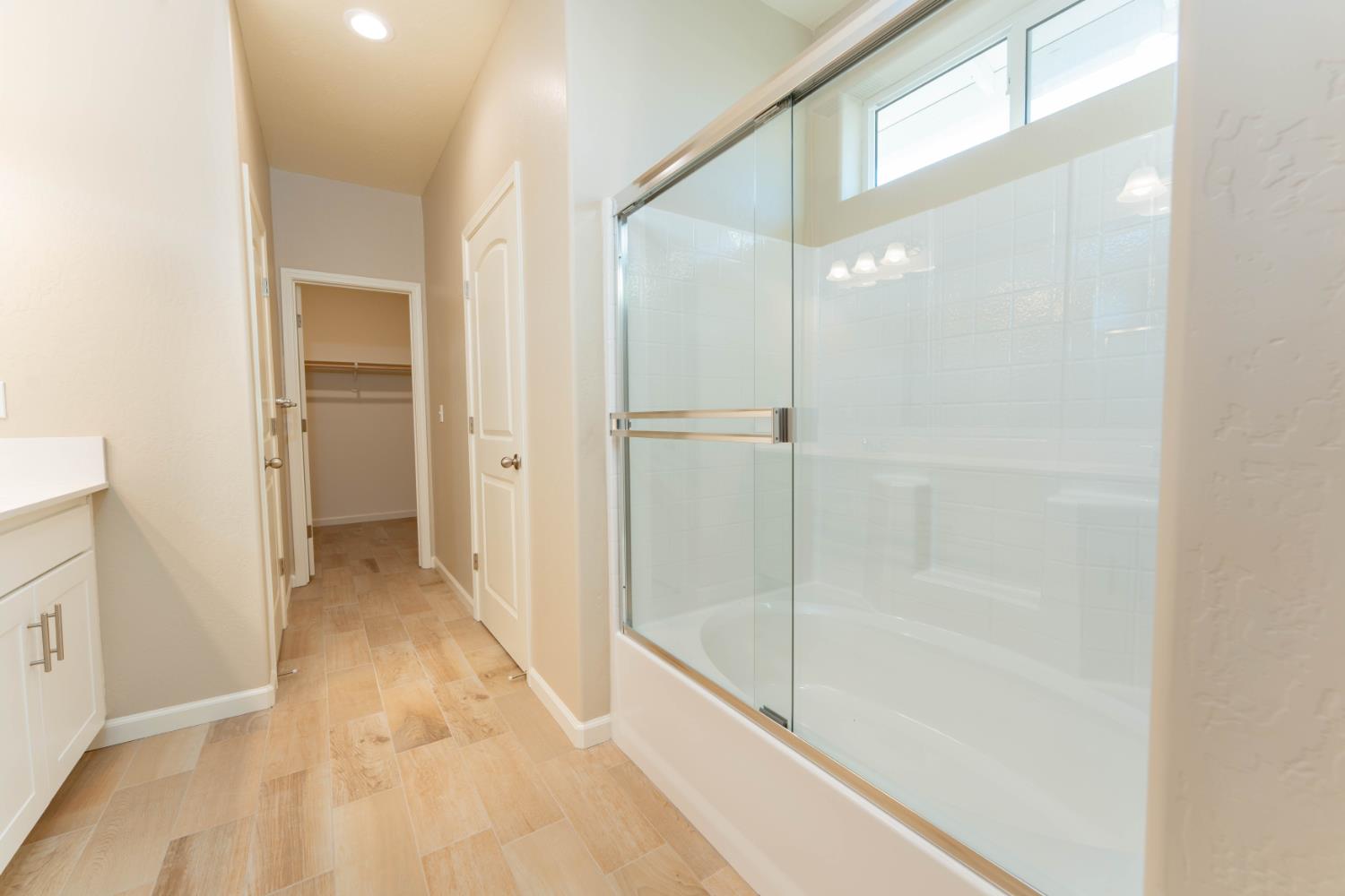 30480 Bellwood Rd, Visalia, CA 93291