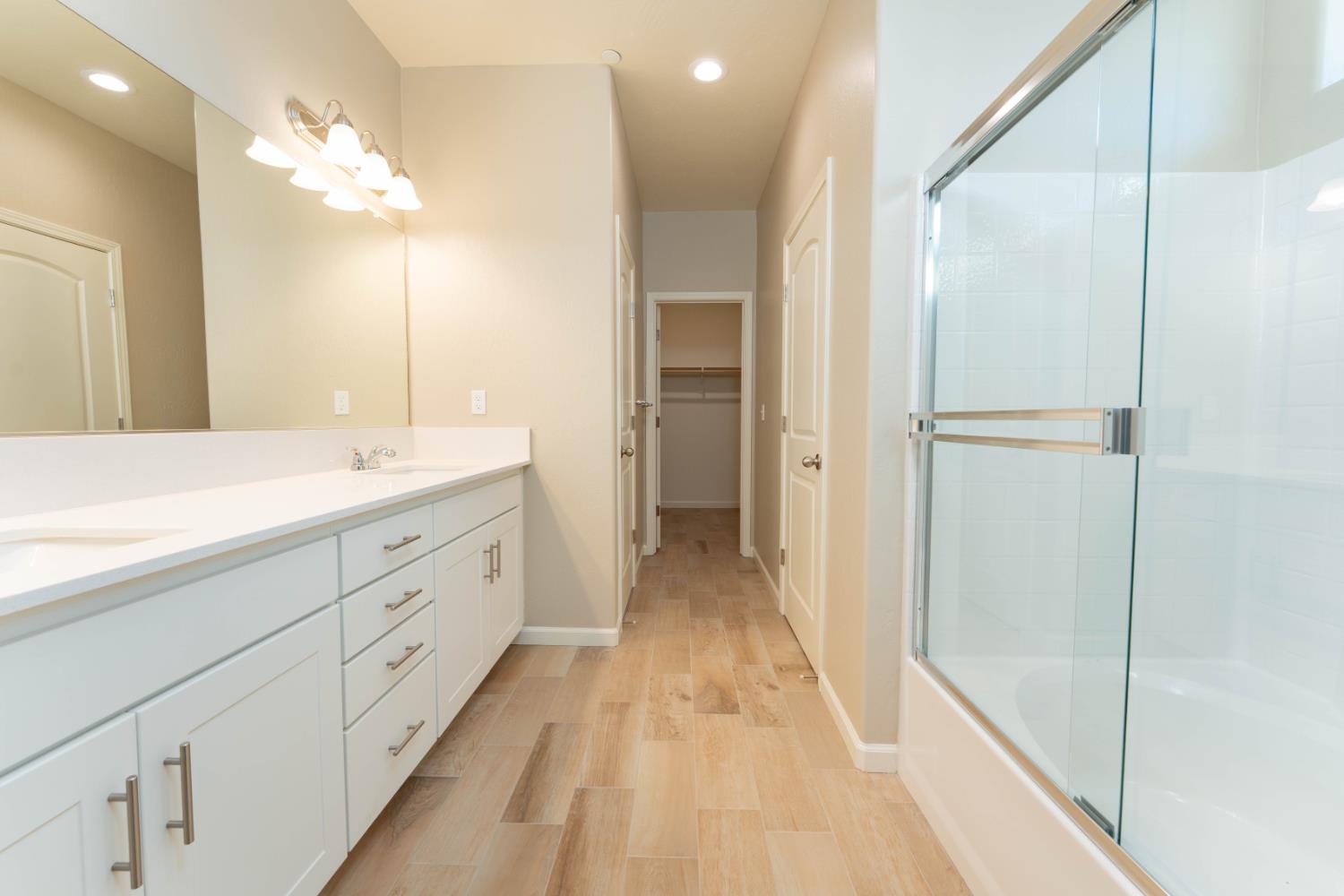 30480 Bellwood Rd, Visalia, CA 93291
