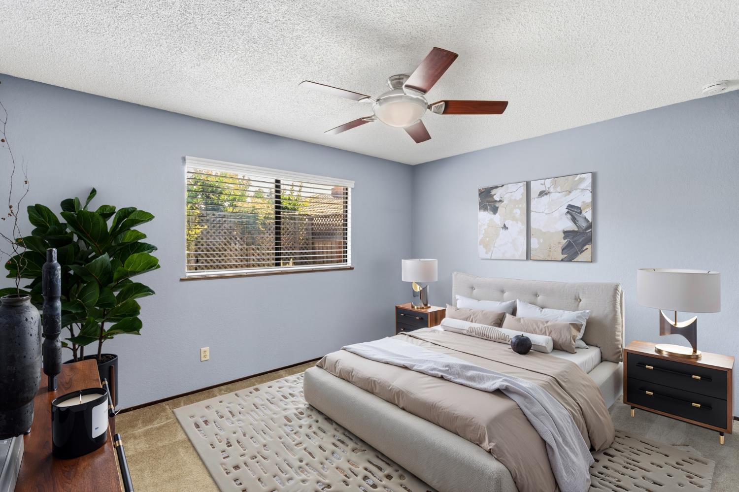 867 E Frederick Ave, Fresno, CA 93720