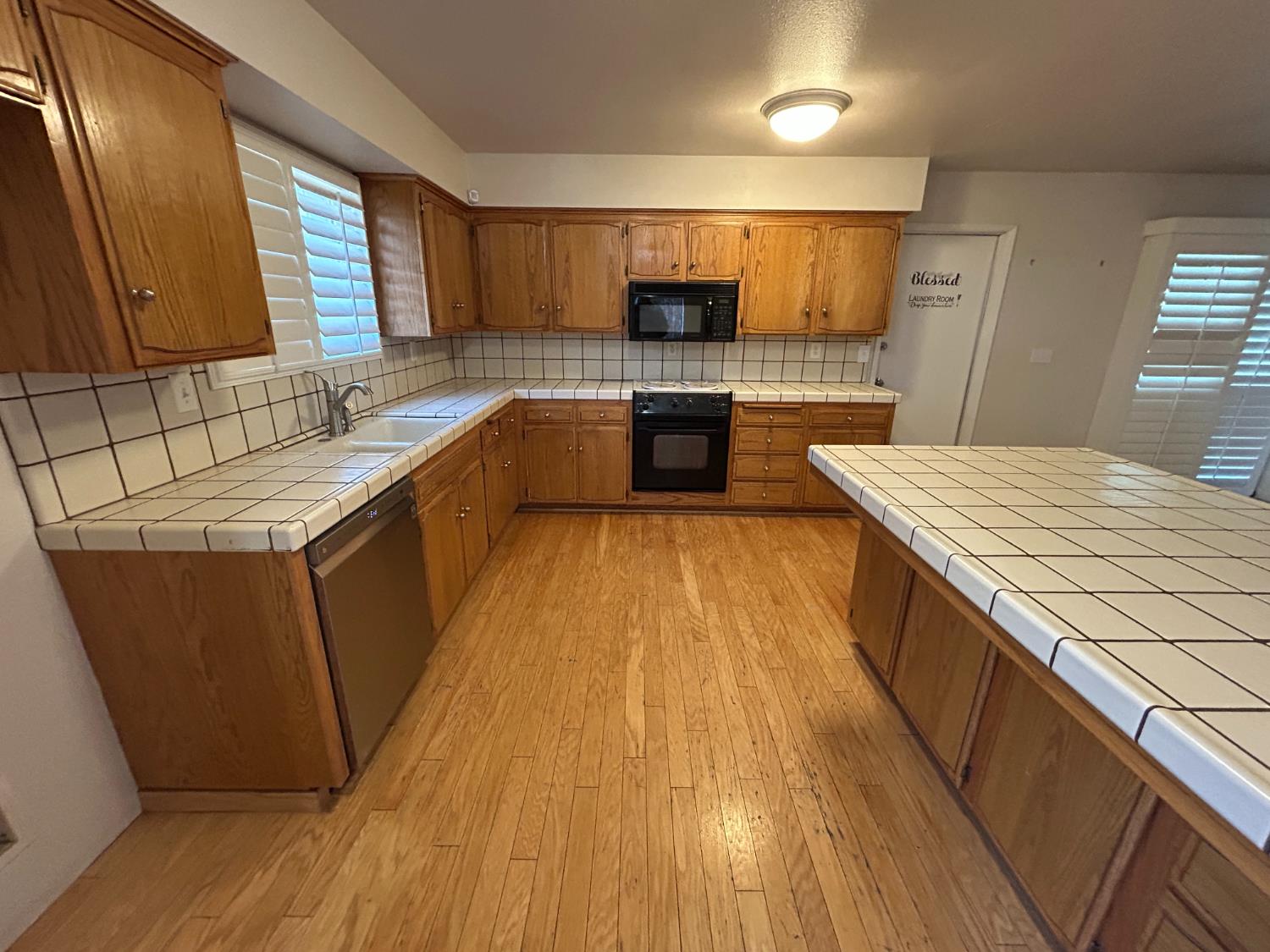 420 W Houston St, Coalinga, CA 93210